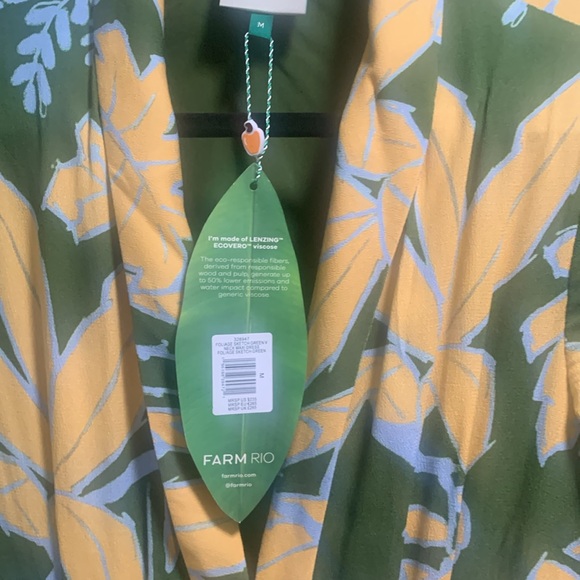 Foliage Sketch Green
V Neck Maxi Dress ‼️ - Picture 9 of 12